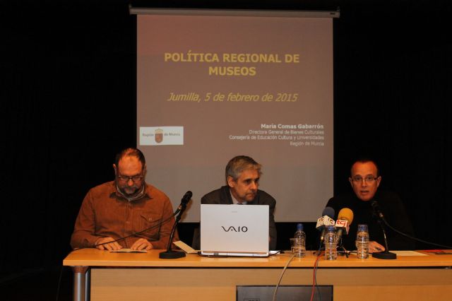 El director del Museo Arqueológico de Murcia inicia el ciclo de conferencias con la ponencia sobre Política Regional de Museos - 1, Foto 1