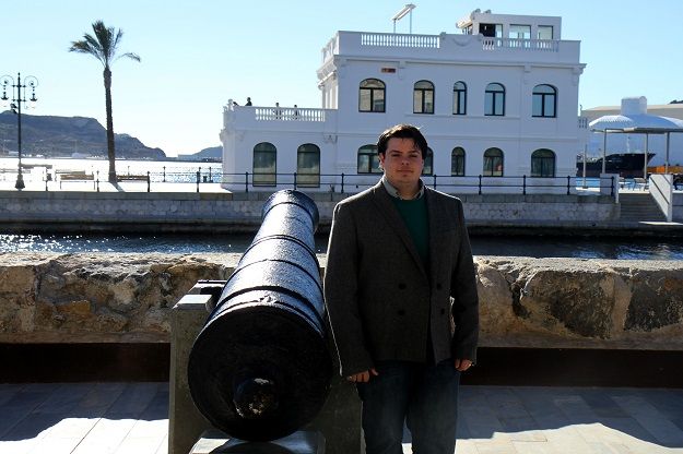 UPyD Cartagena exige al Consistorio una solución de urgencia a las plagas de procesionarias que invaden los pinos situados en los parques municipales y centros escolares - 1, Foto 1