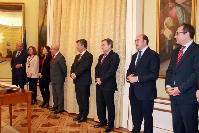 Educación destaca que el nombramiento de Juan María Vázquez es un impulso para internacionalizar más las universidades de la Región - 1, Foto 1