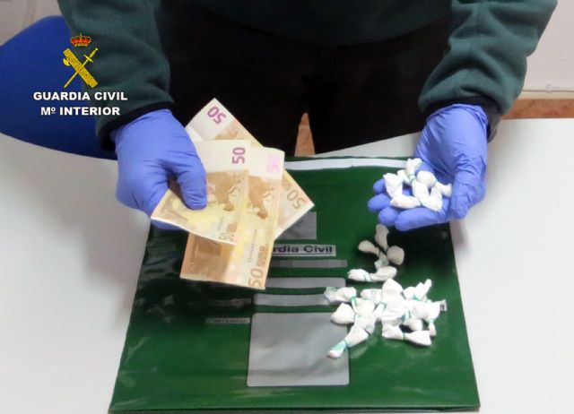 Detenida una mujer con un centenar de dosis de cocaína en Ceutí - 4, Foto 4