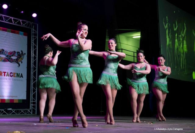 Cristina Díaz se alza como Reina del Carnaval con su fantasía inspirada en el cine - 3, Foto 3