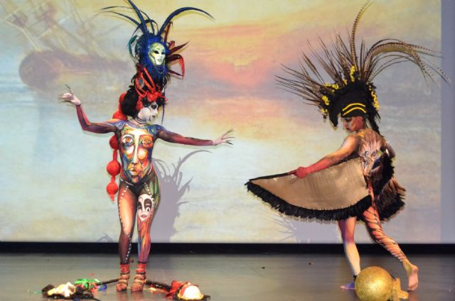 El Carnaval de Águilas derrocha ingenio con los concursos de Trajes de Papel y Maquillaje Corporal - 3, Foto 3