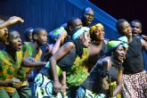 Uganda Natumayini trae al Nuevo Teatro Circo de Cartagena musica tribal africana, gospel y danzas guerreras en un acto benfico