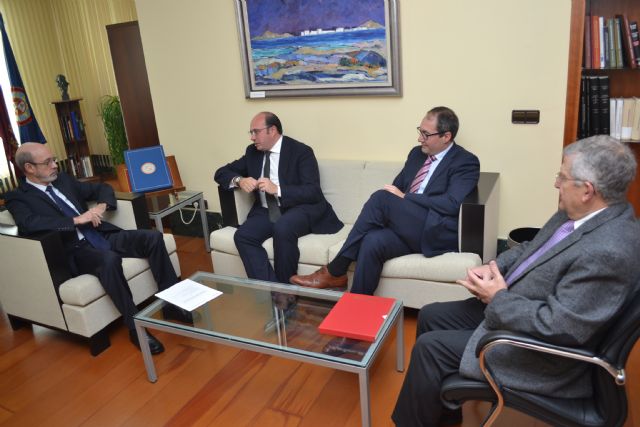 El rector de la UPCT celebra el compromiso del Gobierno regional de establecer un plan de financiación de las universidades públicas - 1, Foto 1