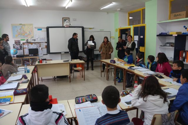 Entregados los premios del concurso escolar Embajadores del reciclaje de Ceutí - 4, Foto 4