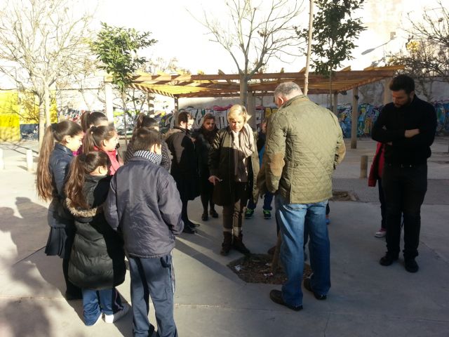 Medio Ambiente realiza varias actuaciones de mejora en parques y jardines de los barrios de La Fama, Vistabella y La Paz - 2, Foto 2