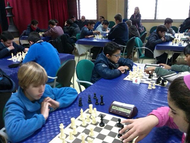 El IES Juan de la Cierva y el Colegio La Milagrosa consiguieron el segundo puesto en la final regional de ajedrez de Deporte Escolar - 3