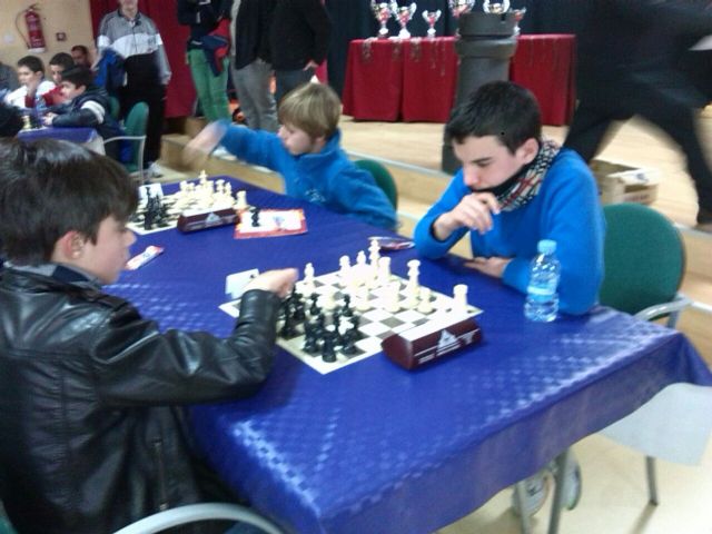 El IES Juan de la Cierva y el Colegio La Milagrosa consiguieron el segundo puesto en la final regional de ajedrez de Deporte Escolar - 7