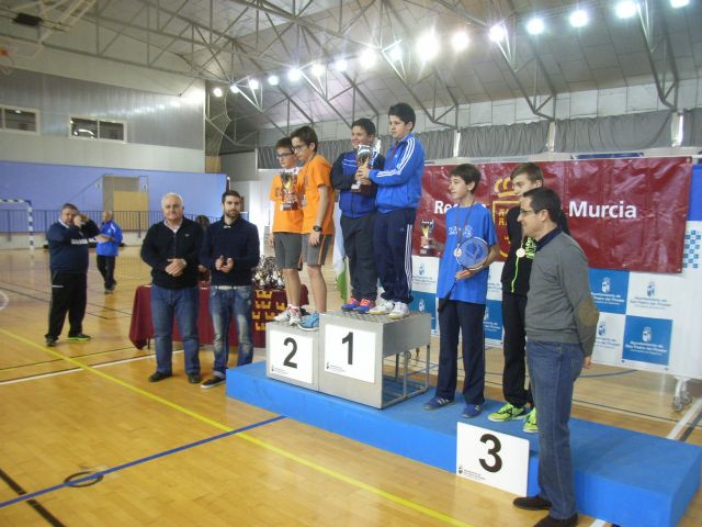 The schools of La Milagrosa and Regional Deitania, regional champions Badminton School Sports, Foto 4