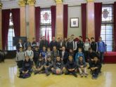 Gmez da la bienvenida a Murcia a los alumnos del colegio Glyn Tech de Londres
