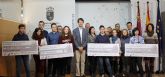 Juan Carlos Ruiz recibe a los ganadores de la IV Olimpiada de Creatividad