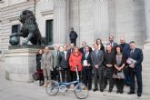 El Alcalde integra el 'lobby' creado en el Congreso de los Diputados a favor de la bicicleta