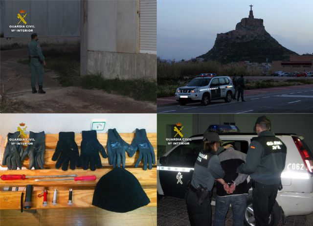 La Guardia Civil detiene in fraganti a dos personas mientras robaban en una empresa de Murcia - 3, Foto 3