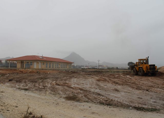 El Ayuntamiento habilita el solar donde se construirá el nuevo colegio de Jumilla - 1, Foto 1