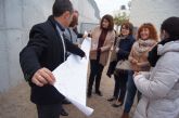 Autoridades municipales visitan el CEIP La Cruz para conocer el desarrollo del proyecto de Huerto Escolar Ecolgico que le ha concedido la CARM