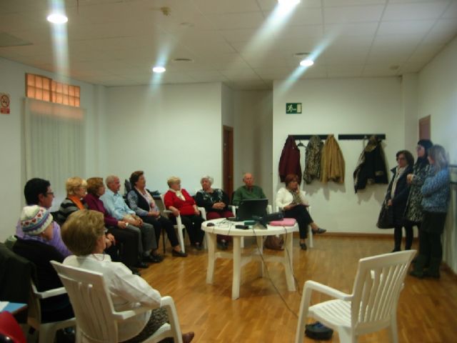 Los talleres de memoria siguen creciendo en los centros de mayores municipales - 1, Foto 1