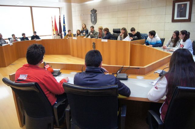 Students from 3rd of ESO College "Reina Sofa" held a youth full, Foto 7
