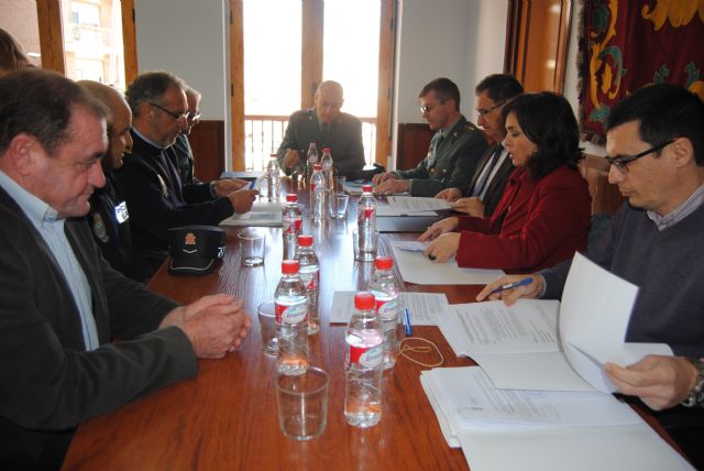Joaquín Bascuñana y María Antonia Conesa destacan la importancia de la coordinación y colaboración entre Guardia Civil y Polícía Local en un término municipal tan extenso - 1, Foto 1