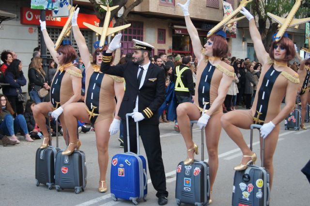 Catorce peñas protagonizan el primer desfile de carnaval en Totana - 2, Foto 2