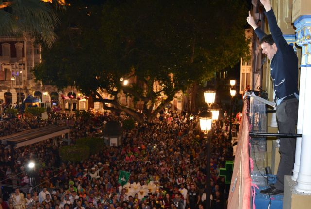 Miles de personas aclaman a Edu Soto en su pregón del Carnaval de Águilas - 4, Foto 4