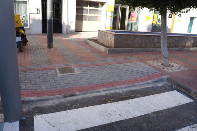 El Ayuntamiento de Las Torres de Cotillas invierte más de 55.000 euros en mejora de parques, calles y vados peatonales - 3, Foto 3