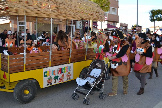 Cientos de personas participan en el desfile de Carnaval de San Pedro del Pinatar - 1, Foto 1
