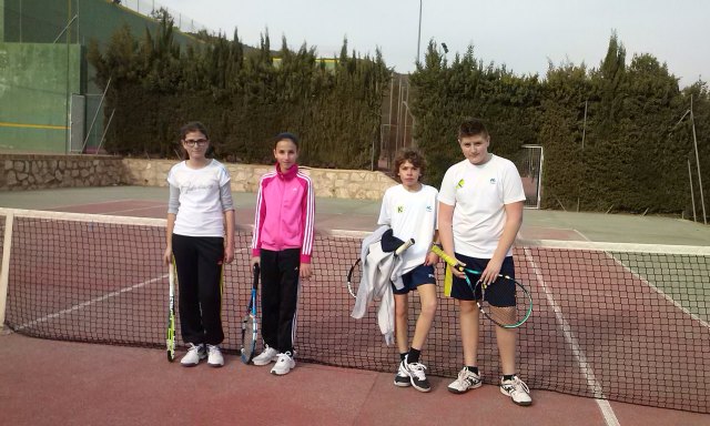 Primer encuentro Interclub de la Escuela de Tenis Kuore de Totana contra la Escuela de Lorca Club de Tenis, Foto 2
