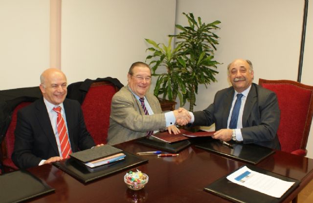 El Colegio de Abogados y la Academia de Medicina colaborarán en materia de  investigación y asesoramiento técnico - 2, Foto 2