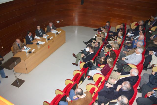 Un libro recupera el papel de la FICA como escaparate de la industria de la conserva vegetal murciana - 2, Foto 2