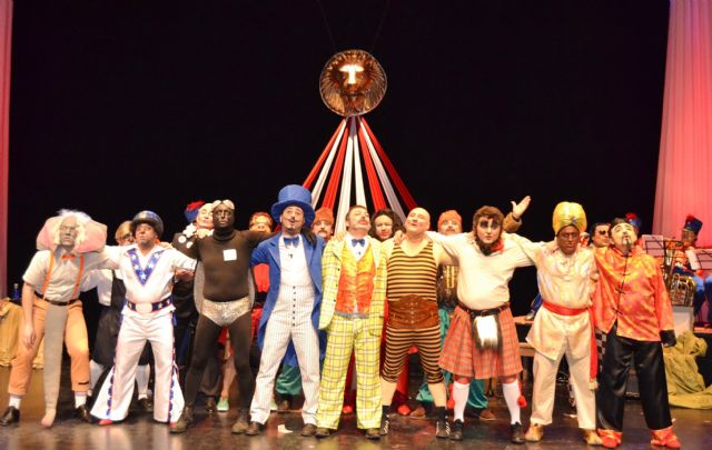 El Auditorio de Águilas acoge la actuación de la murga 'Los Ciegos, Ciegos Perdíos' - 1, Foto 1