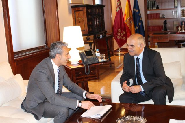 El presidente de la Comunidad se reunió hoy con el alcalde de Beniel - 1, Foto 1