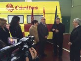 La Comunidad entrega a Critas un furgn destinado a labores humanitarias entre las unidades parroquiales