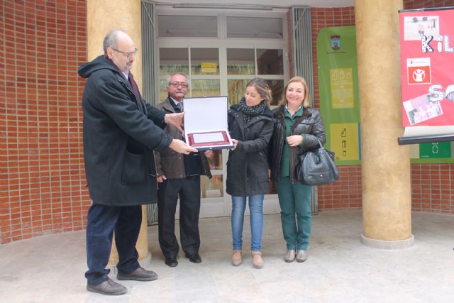 El Colegio Antonio Machado recibe la placa de Centro Embajador de 'Save The Children' - 1, Foto 1