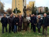 Diego Mirete rinde tributo a la mujer murciana en una nueva escultura para el barrio Infante Juan Manuel