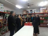 La Delegacin de Gobierno entrega 8.000 latas de conserva al comedor social Beata Piedad de la Cruz