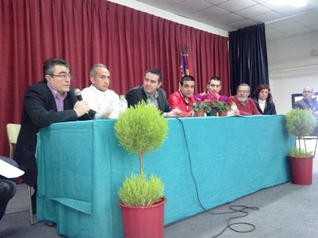 Internos de Campos del Río informan a los alumnos del instituto Ribera de los Molinos de Mula sobre los riesgos del consumo de drogas - 1, Foto 1