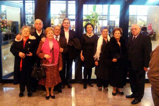 Los mayores alguaceños celebraron San Valentín con una comida multitudinaria - 1, Foto 1