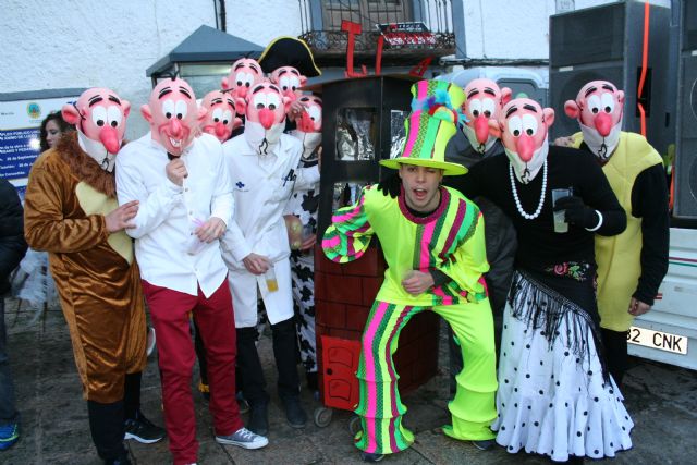 El Gran Desfile del Sábado de Piñata cierra la intensa semana del Carnaval de Cehegín - 4, Foto 4