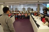 El Ayuntamiento torreño se abre a los alumnos del CEIP 'San Pablo' de Murcia