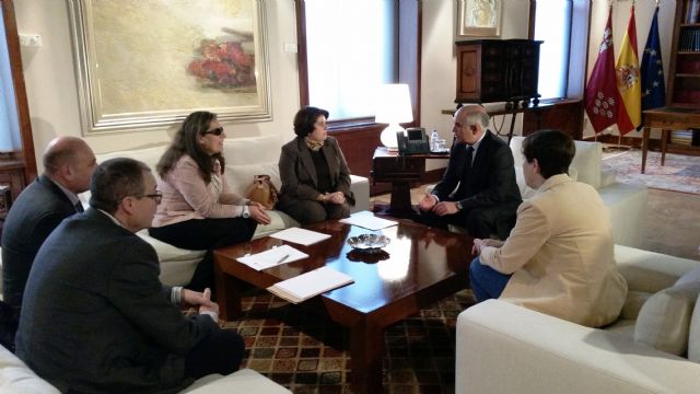 El presidente Alberto Garre recibe a la presidenta del CERMI - 1, Foto 1