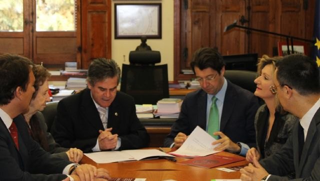 La Comunidad participa en el desarrollo del programa científico del centenario de la Universidad de Murcia - 1, Foto 1