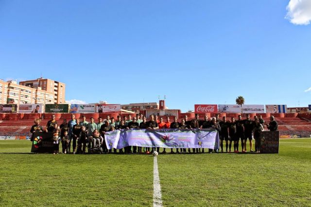 D´Genes apoya al UCAM Murcia C.F. en el partido de ayer domingo, Foto 3