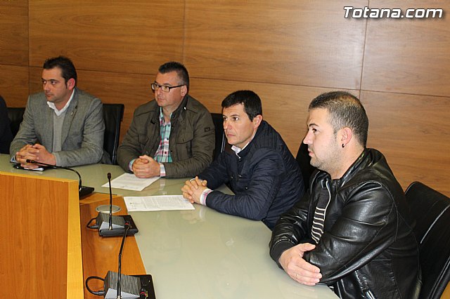 El Ayuntamiento suscribe el convenio anual de colaboracin con el Ilustre Cabildo Superior de Procesiones - 7