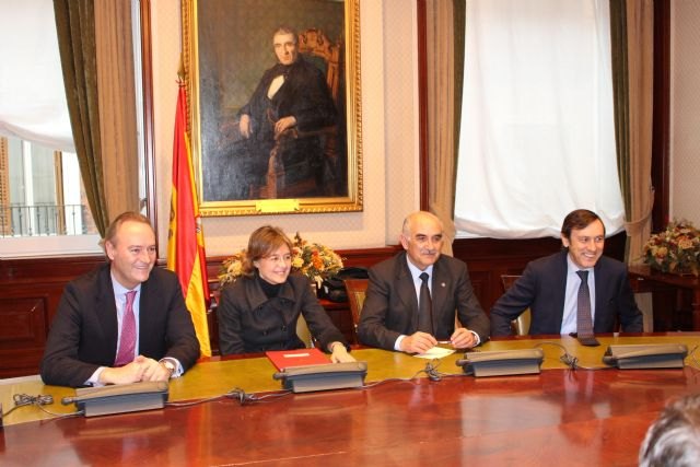 El presidente Garre destaca la disposición de la ministra de Agricultura para aprobar de forma inmediata el Decreto de sequía - 1, Foto 1