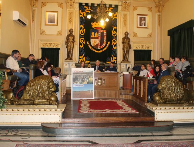 El Pleno de febrero da respuesta a las alegaciones presentadas al anteproyecto de explotación del servicio público de recogida de basura - 1, Foto 1