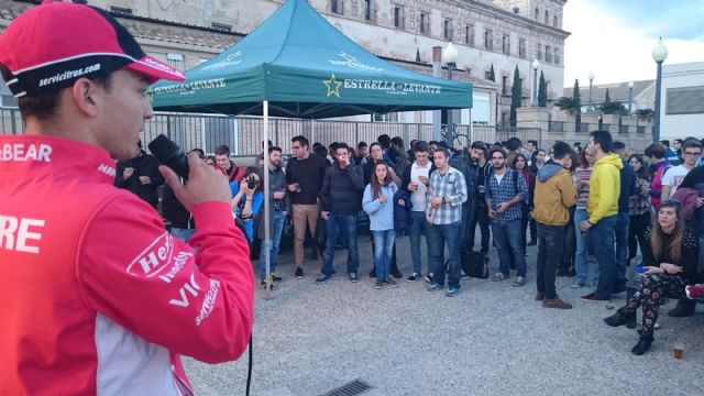 El piloto lorquino de Moto3, Juanfran Guevara, participa en el Beers & Tweets de la UCAM - 1, Foto 1