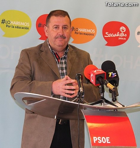 El candidato socialista a la alcaldía de Totana, Andrés García, firma 6 compromisos irrenunciables para crear empleo en el municipio - 2, Foto 2