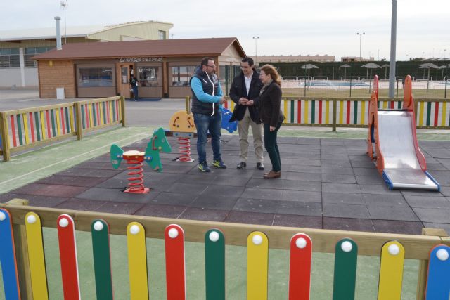 Mejora de las instalaciones deportivas con una nueva pista y parque infantil en el Polideportivo municipal - 2, Foto 2