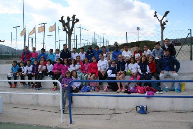 Unos 200 alumnos de Primaria participan en la fase local de Cross puntuable para el Campeonato Regional - 2, Foto 2