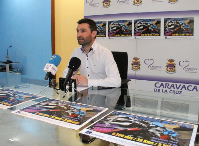 La Concejalía de Deportes reúne a cerca 400 atletas en el XV Duatlón Caravaca - 1, Foto 1